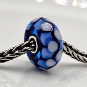 TROLLBEADS Blue & White Abstract Unique LAA 925S NEW Condition
